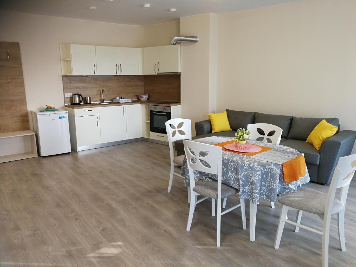Donchevi Apartments Primorsko Extérieur photo