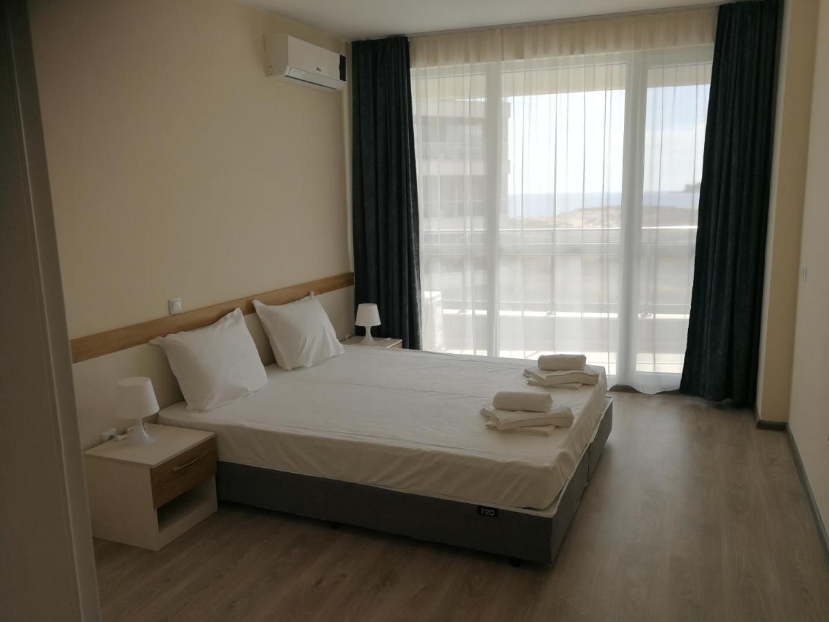 Donchevi Apartments Primorsko Extérieur photo