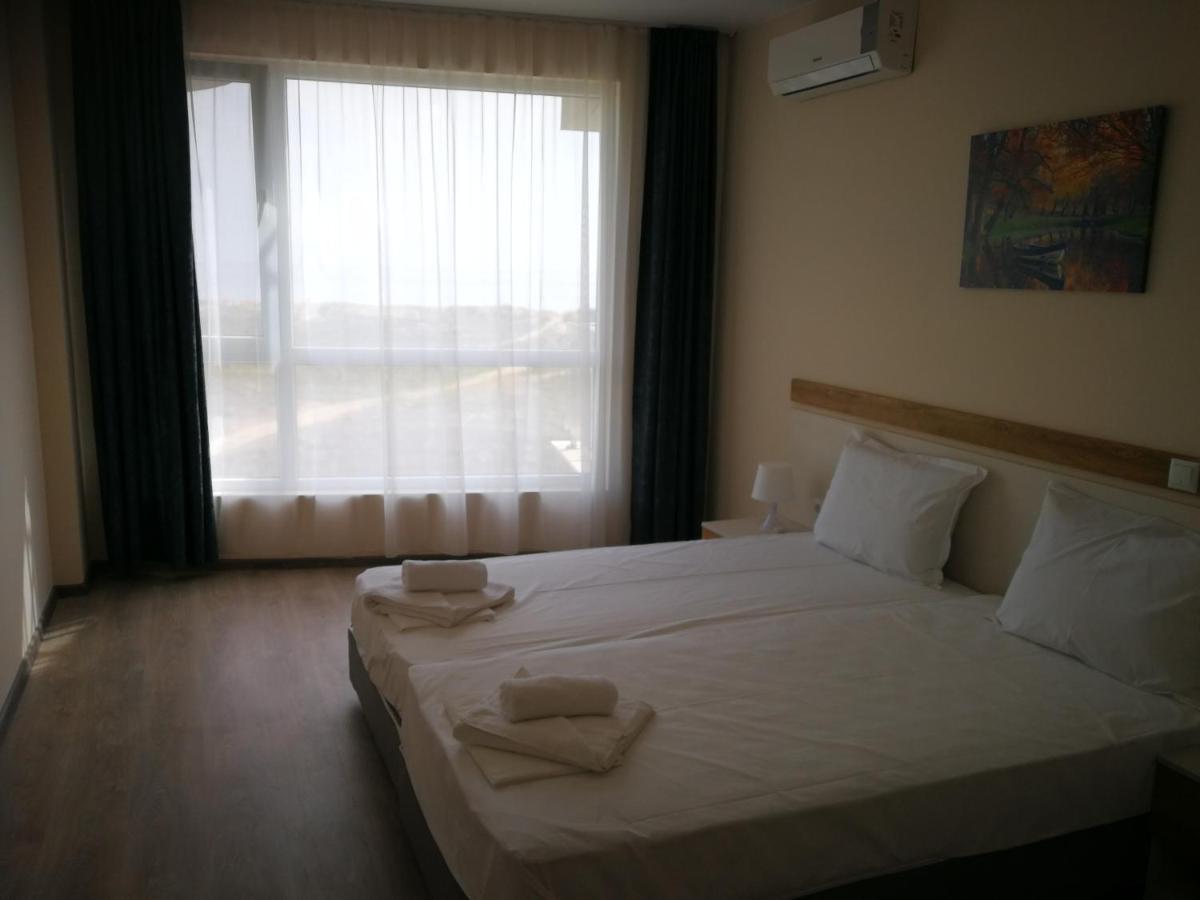 Donchevi Apartments Primorsko Extérieur photo