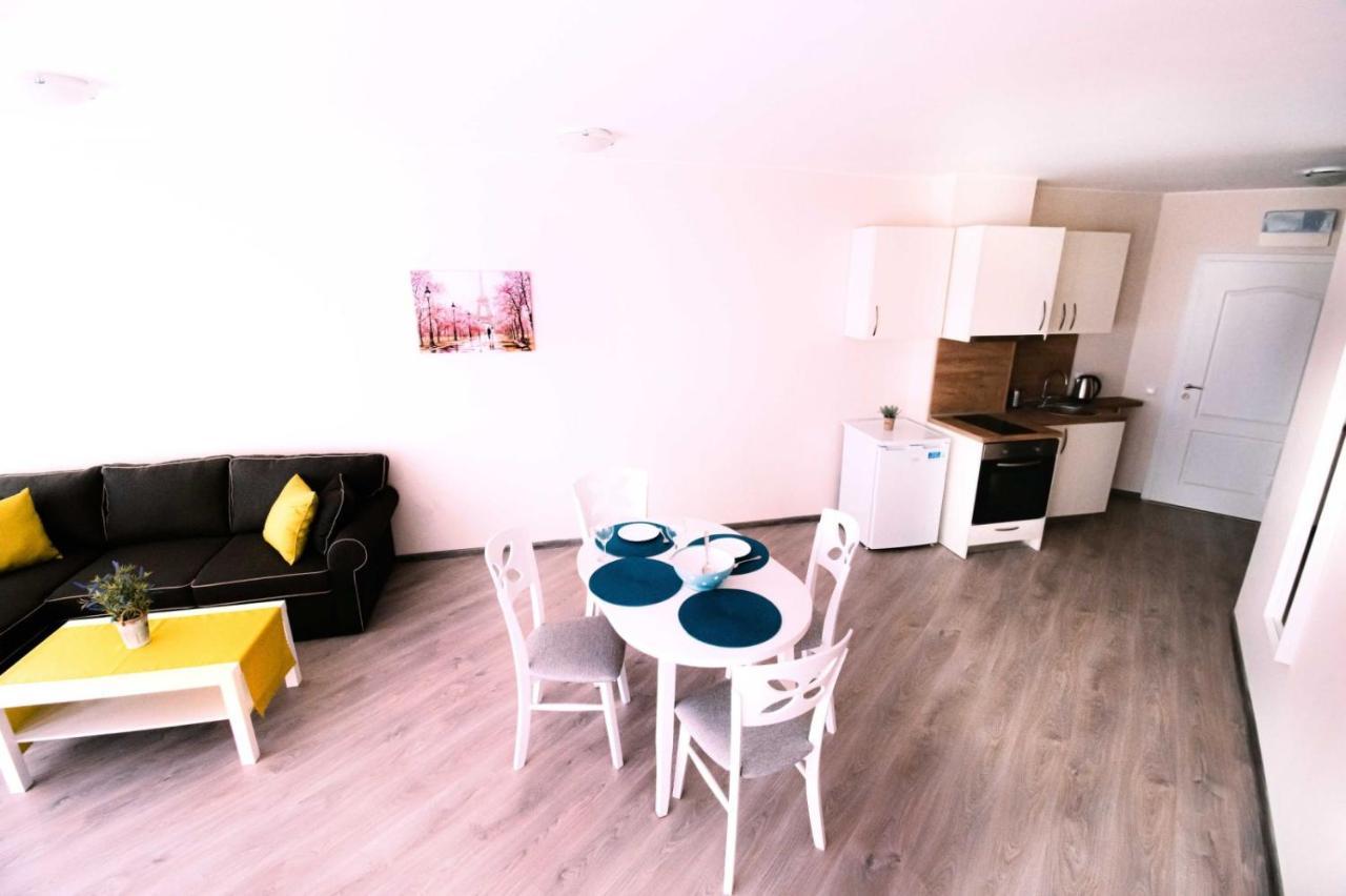 Donchevi Apartments Primorsko Extérieur photo